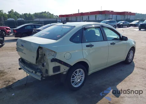 2011 Ford Focus Se z USA, uszkodzony, nr VIN 1FAHP3FN3BW120643
